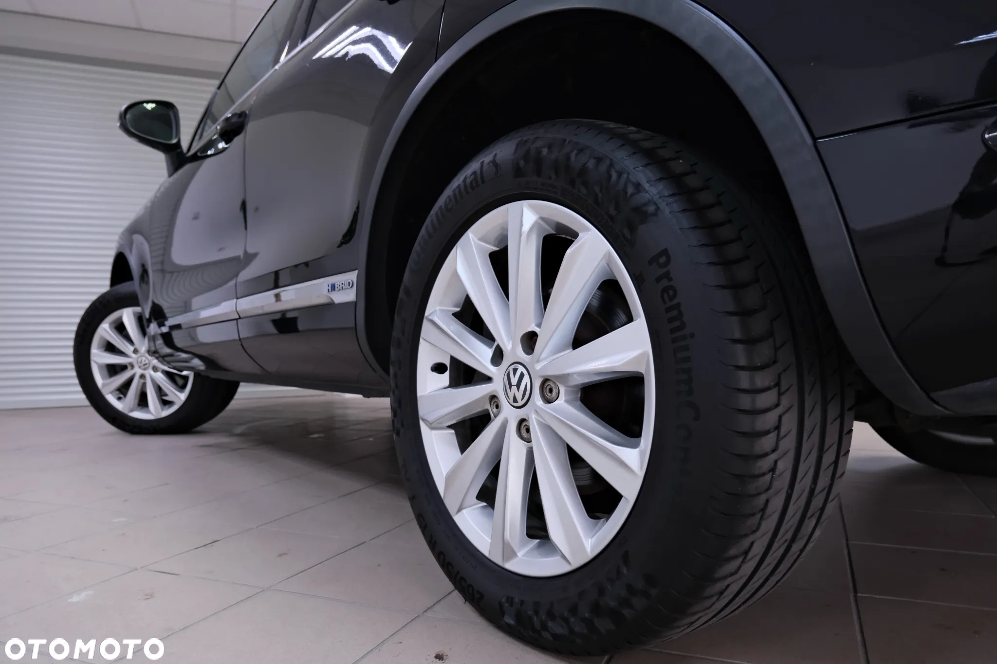 Volkswagen Touareg 3.0 Hybrid Automatik - 11