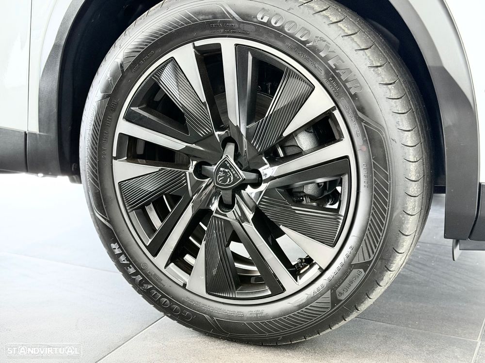 Peugeot e-2008 156 GT Exclusive - 9