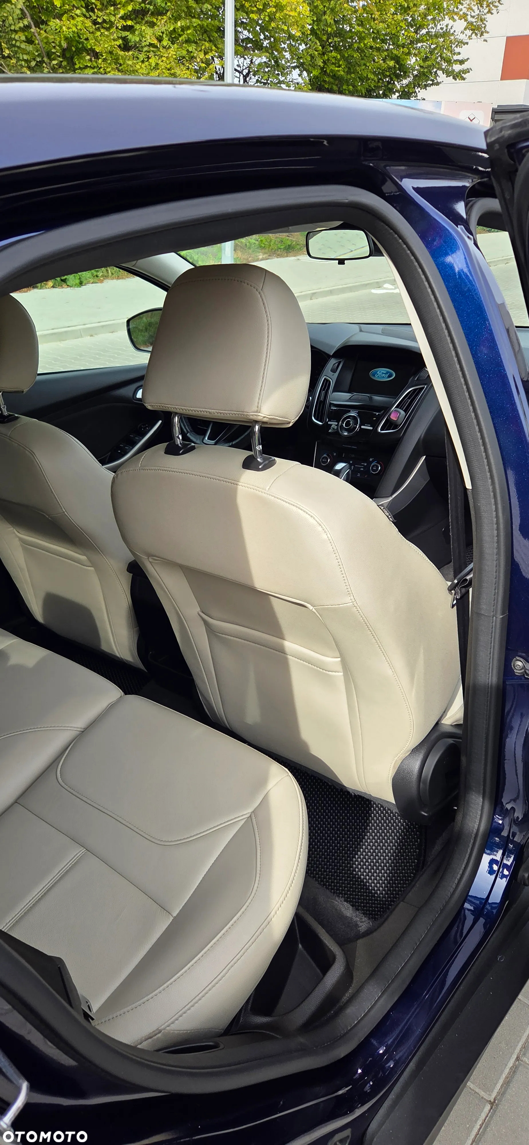 Ford Focus - 13