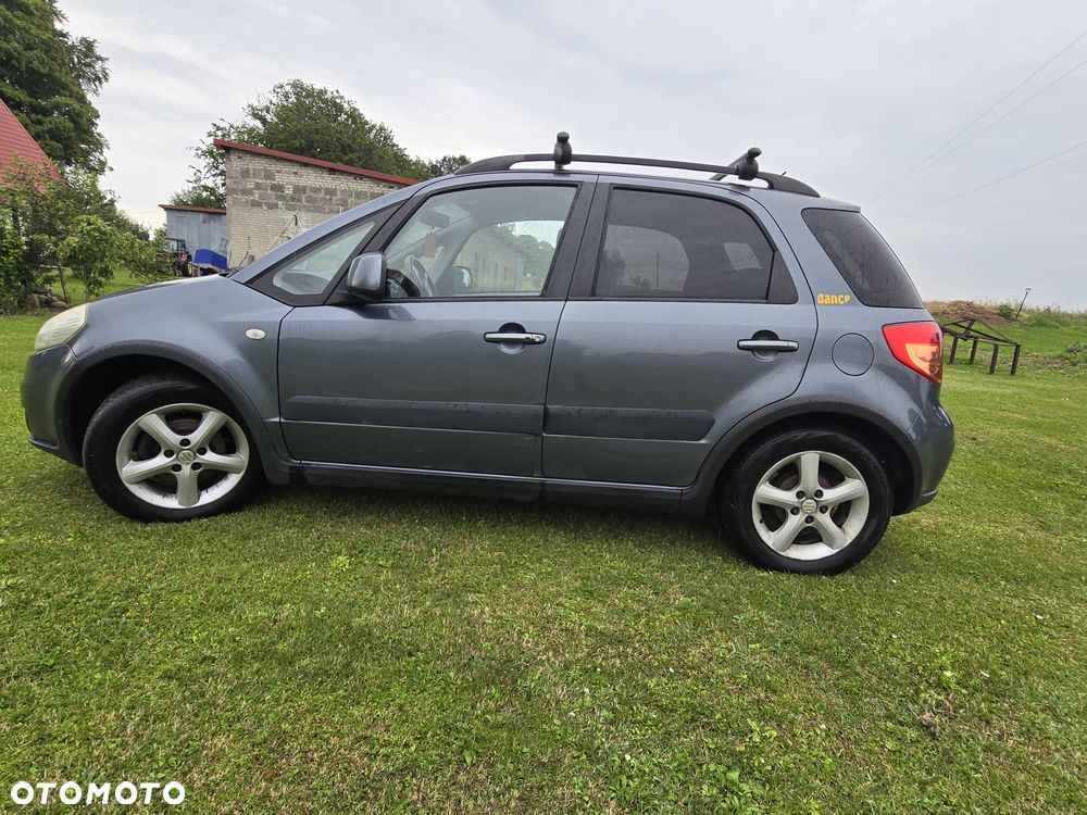Suzuki SX4 1.6 GS / Premium - 7