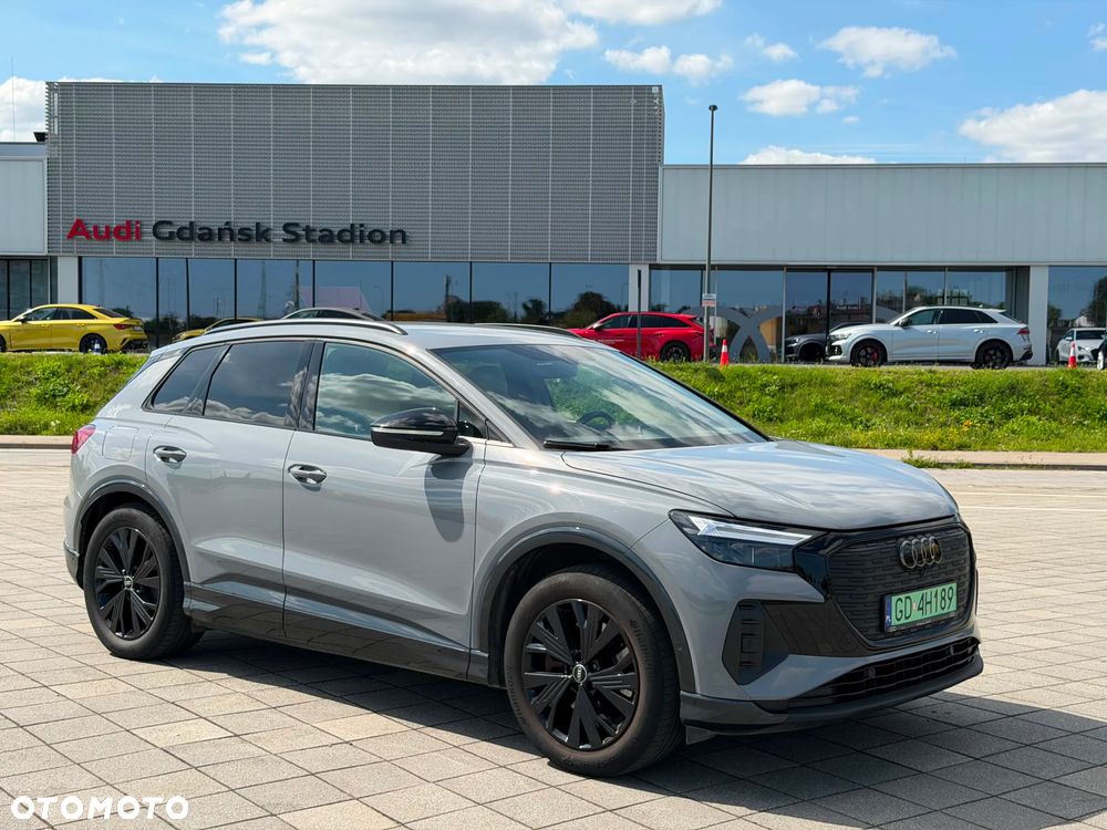 Audi Q4 e-tron SUV - 4