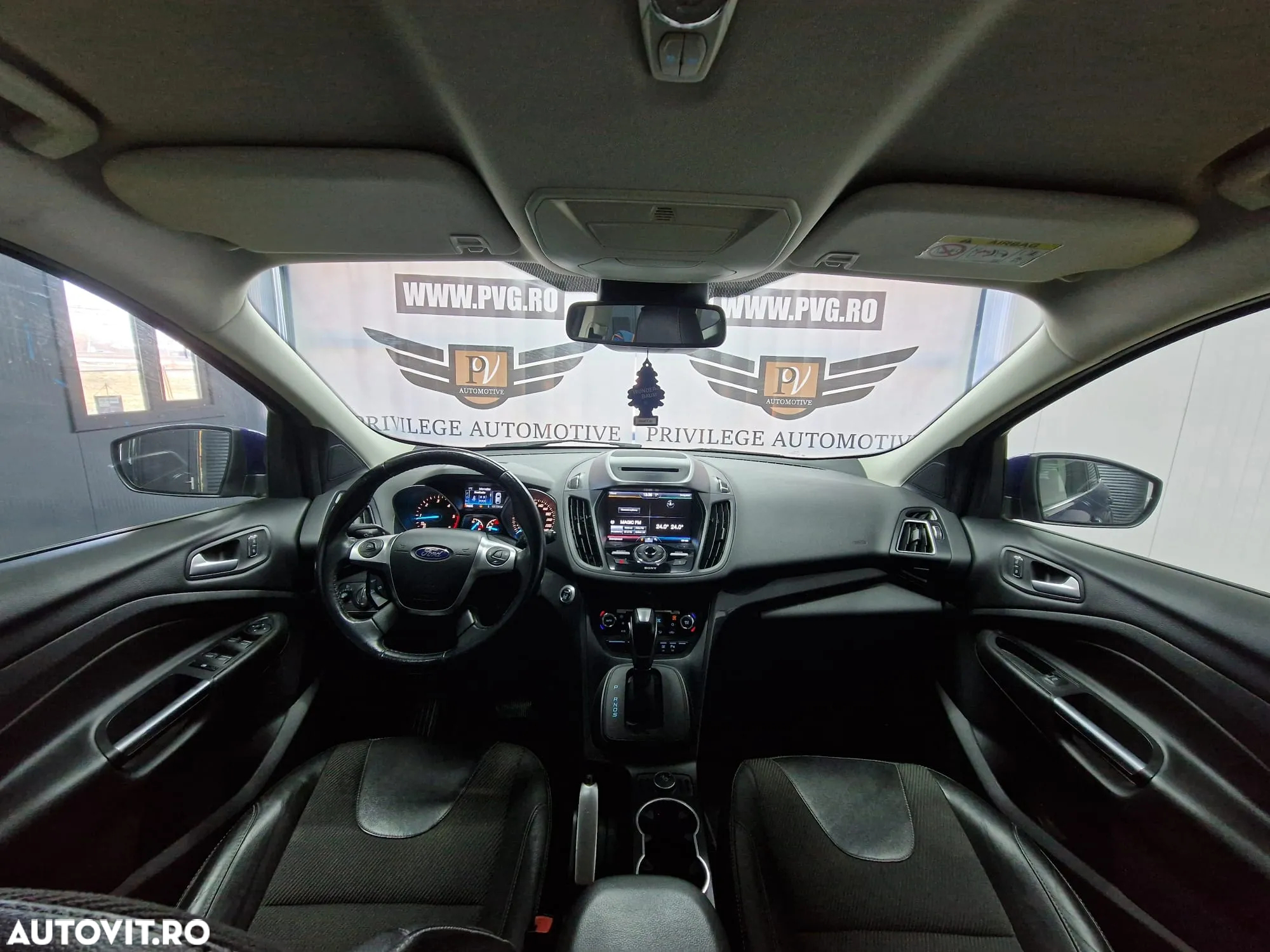 Ford Kuga 2.0 TDCi Powershift 4WD Trend - 9