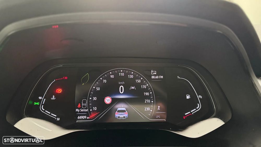 Renault Captur 1.0 TCe Techno Bi-Fuel - 13