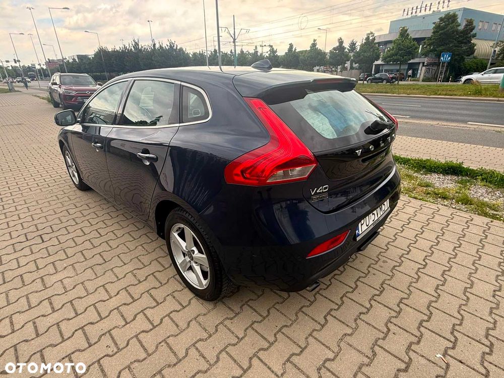 Volvo V40 - 2