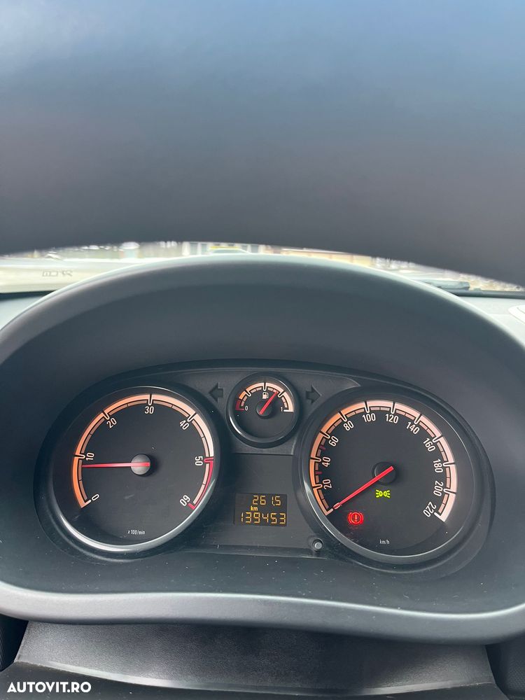 Opel Corsa - 7