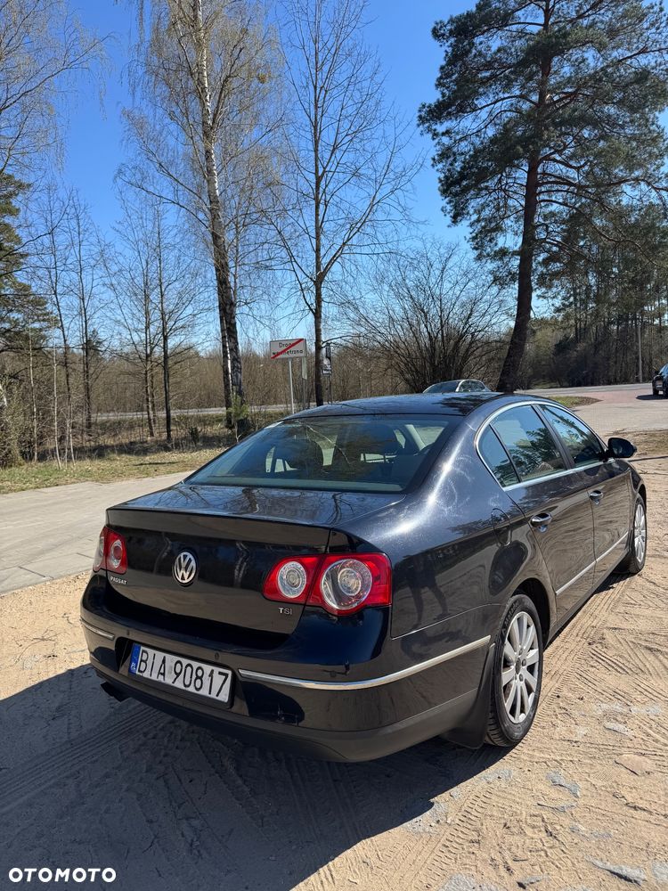 Volkswagen Passat 1.8 TSI Comfortline - 6