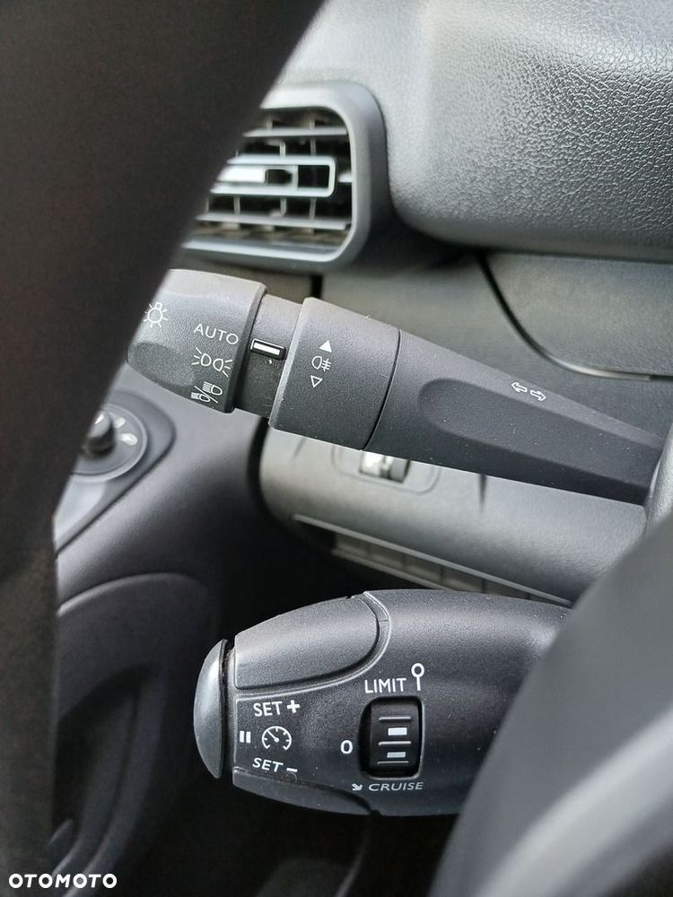 Peugeot Partner - 25