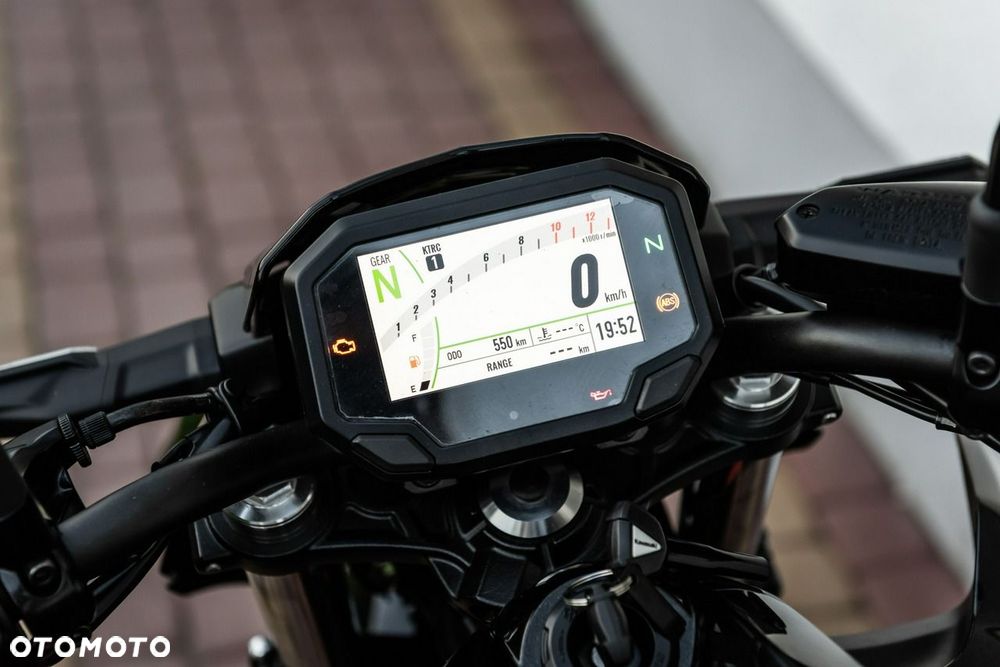 Kawasaki Z 650 - 7