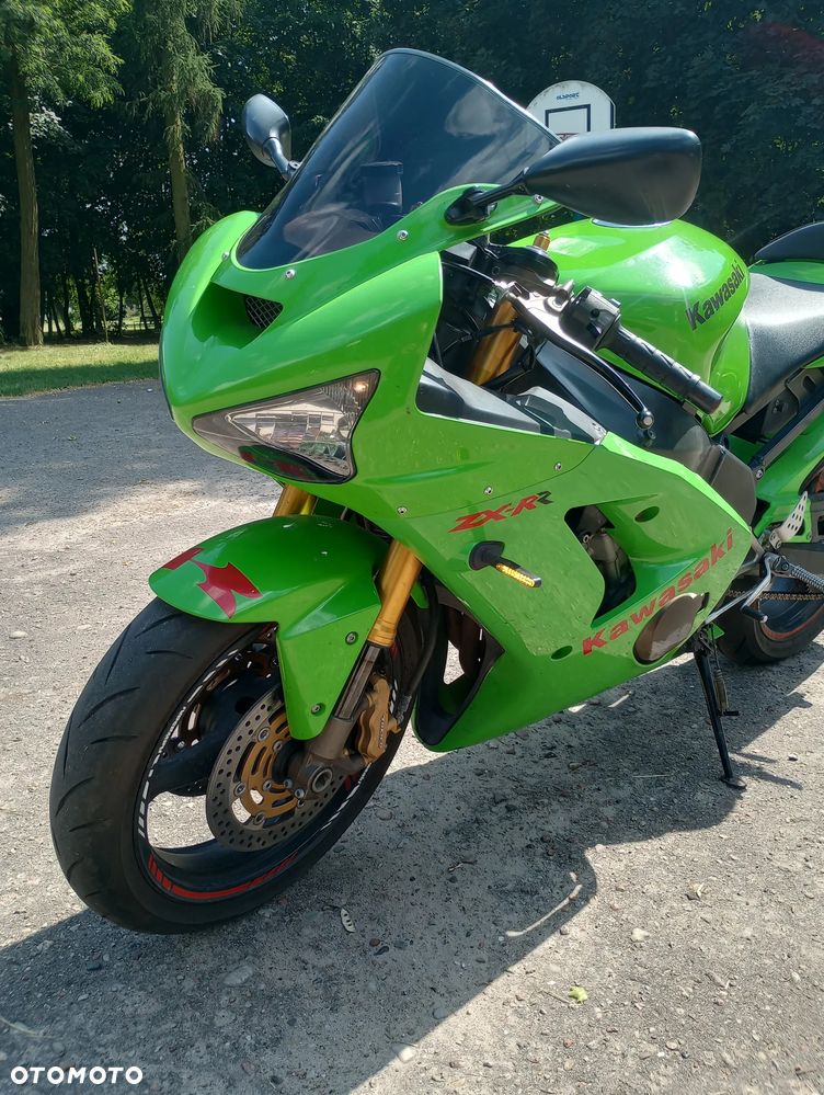 Kawasaki ZXR - 9