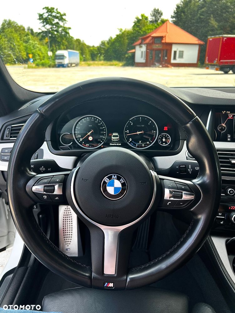 BMW Seria 5 530d xDrive - 22