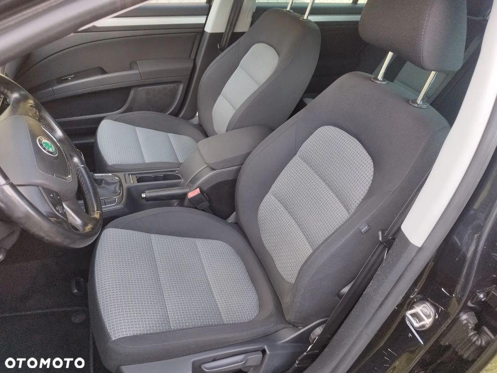 Skoda Superb 2.0 TDI Elegance - 14