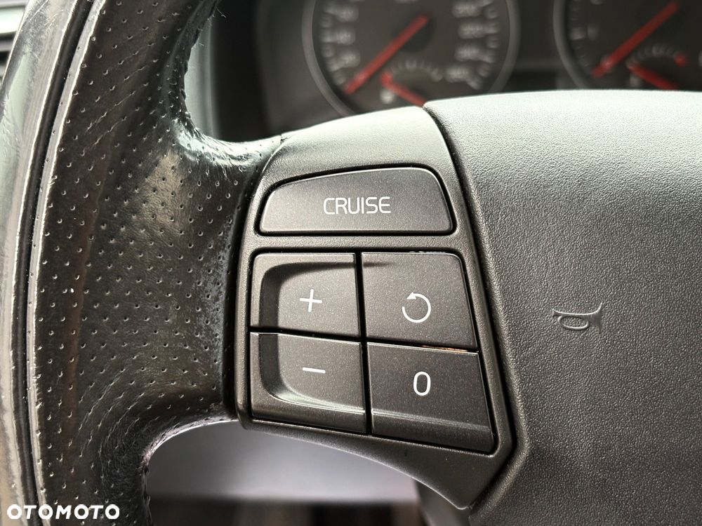 Volvo C30 1.8 Momentum - 26