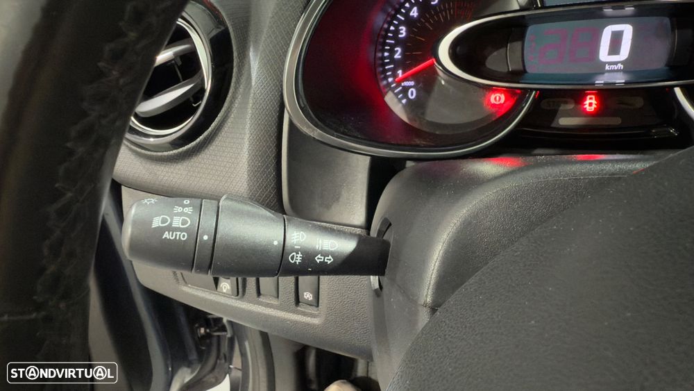 Renault Clio Sport Tourer 0.9 TCE Luxe - 21