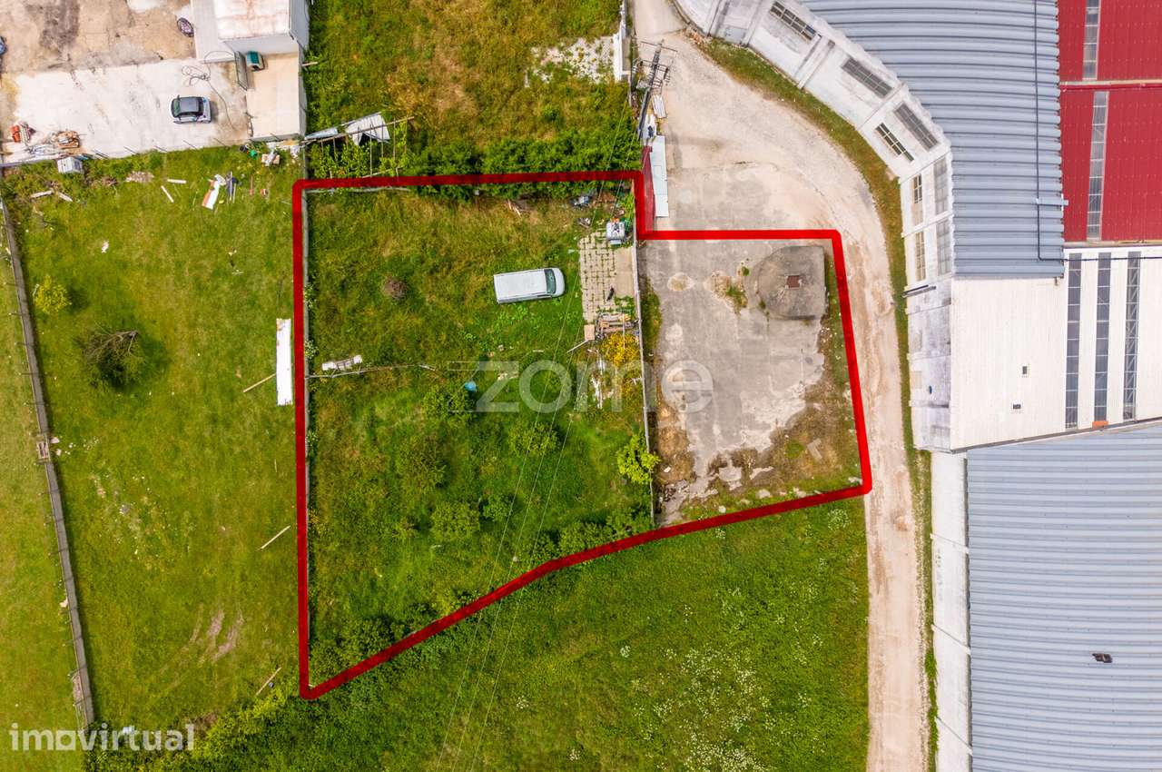 Terreno urbanizável | 1028m² | Gândara dos Olivais, Leiria - Grande imagem: 2/41