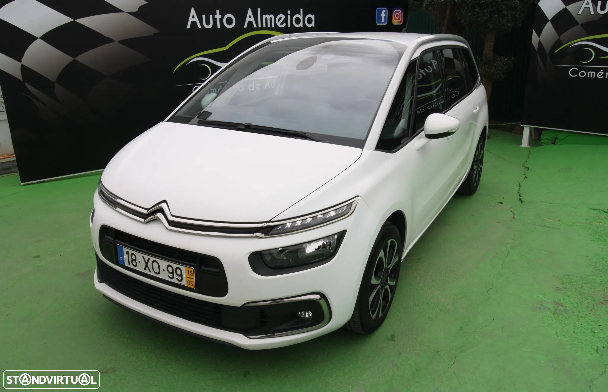 Citroën Grand C4 Spacetourer 1.5 BlueHDi Shine - 2
