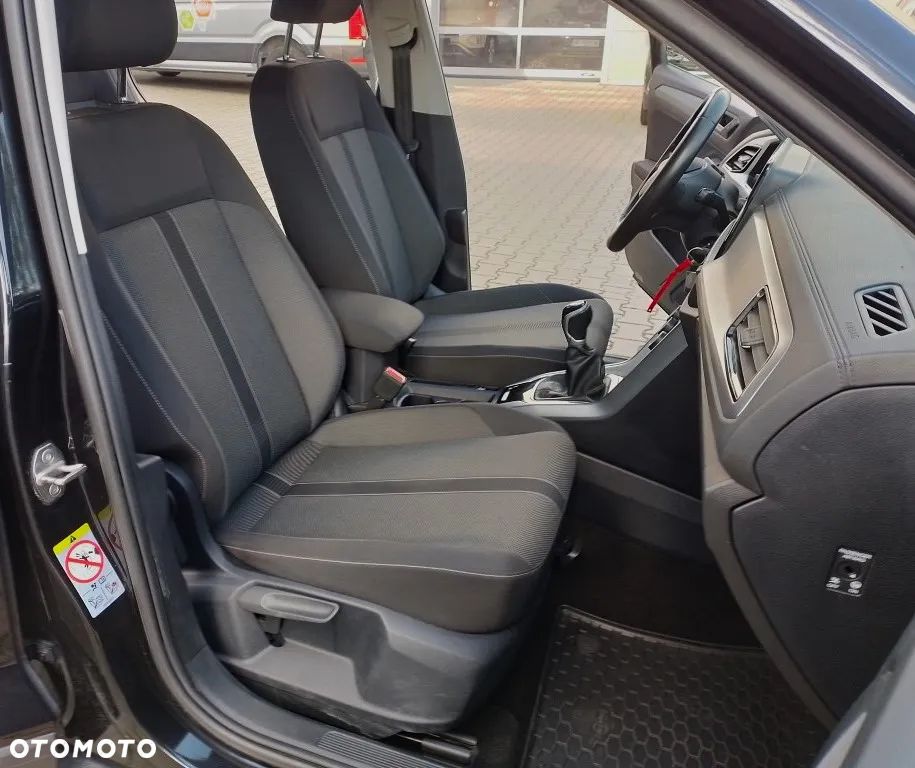 Volkswagen T-Roc 1.5 TSI Life - 27