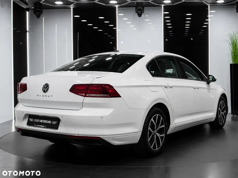 Volkswagen Passat 1.5 TSI EVO Business DSG - 5