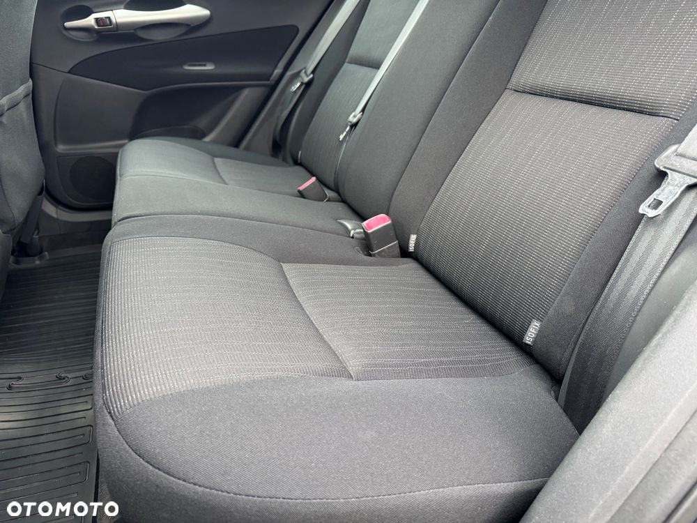 Toyota Auris 1.6 VVT-i Executive - 6