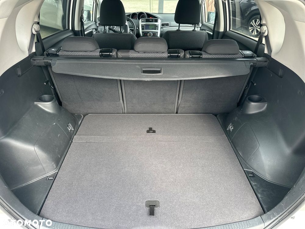 Toyota Verso 2.0 D-4D Active - 6