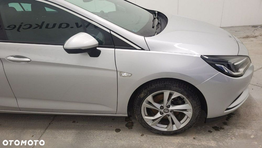 Opel Astra 1.6 CDTI Dynamic S&S - 4