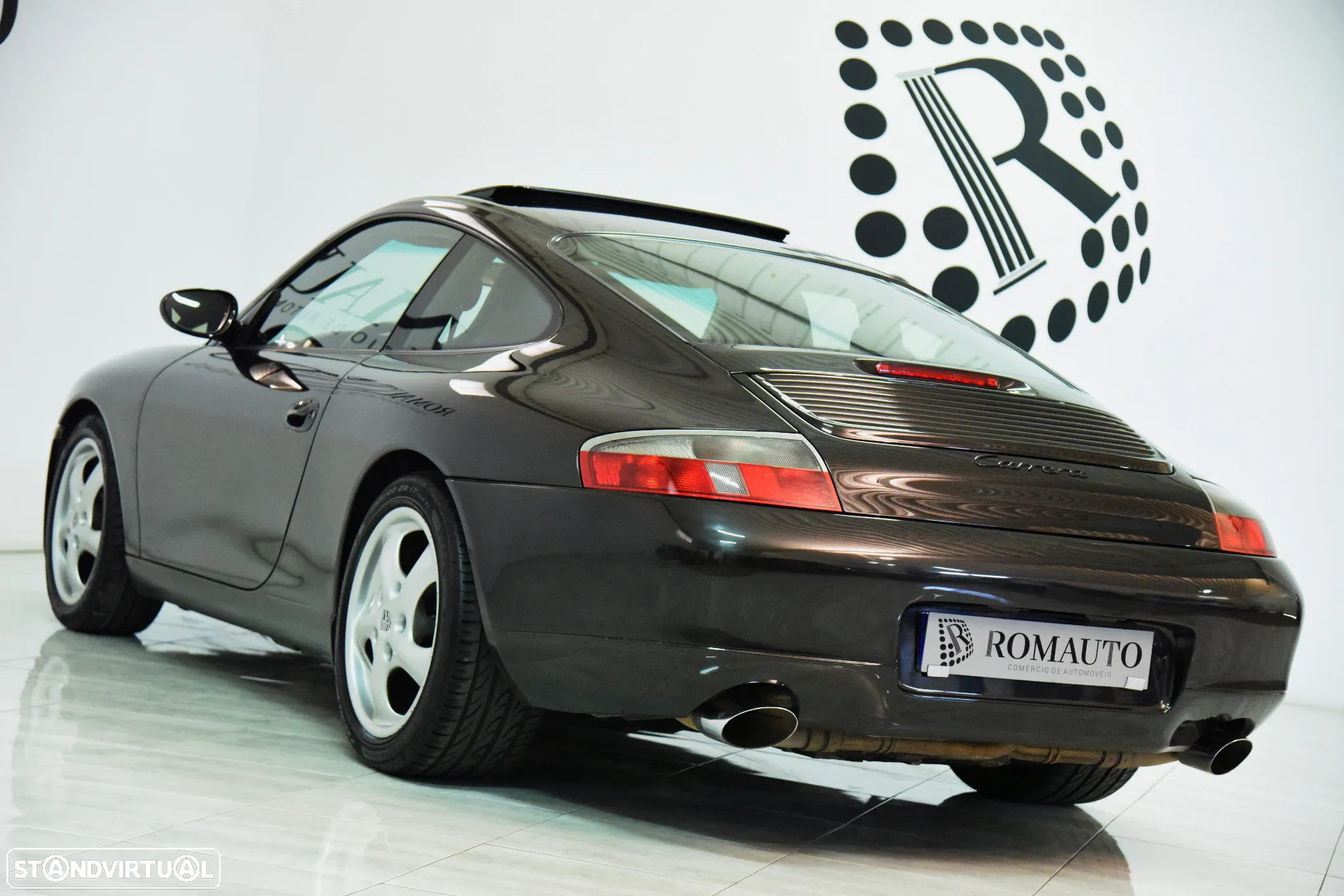 Porsche 911 (996) Carrera Coupé - 11