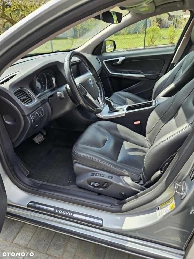 Volvo S60 T5 Powershift - 20