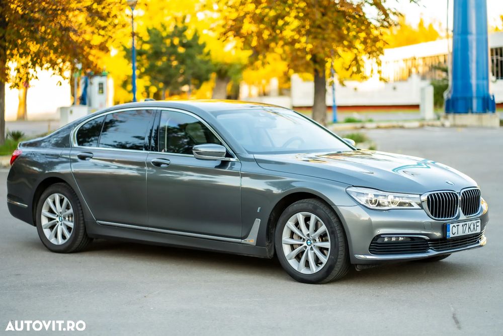 BMW Seria 7 740e iPerformance - 4
