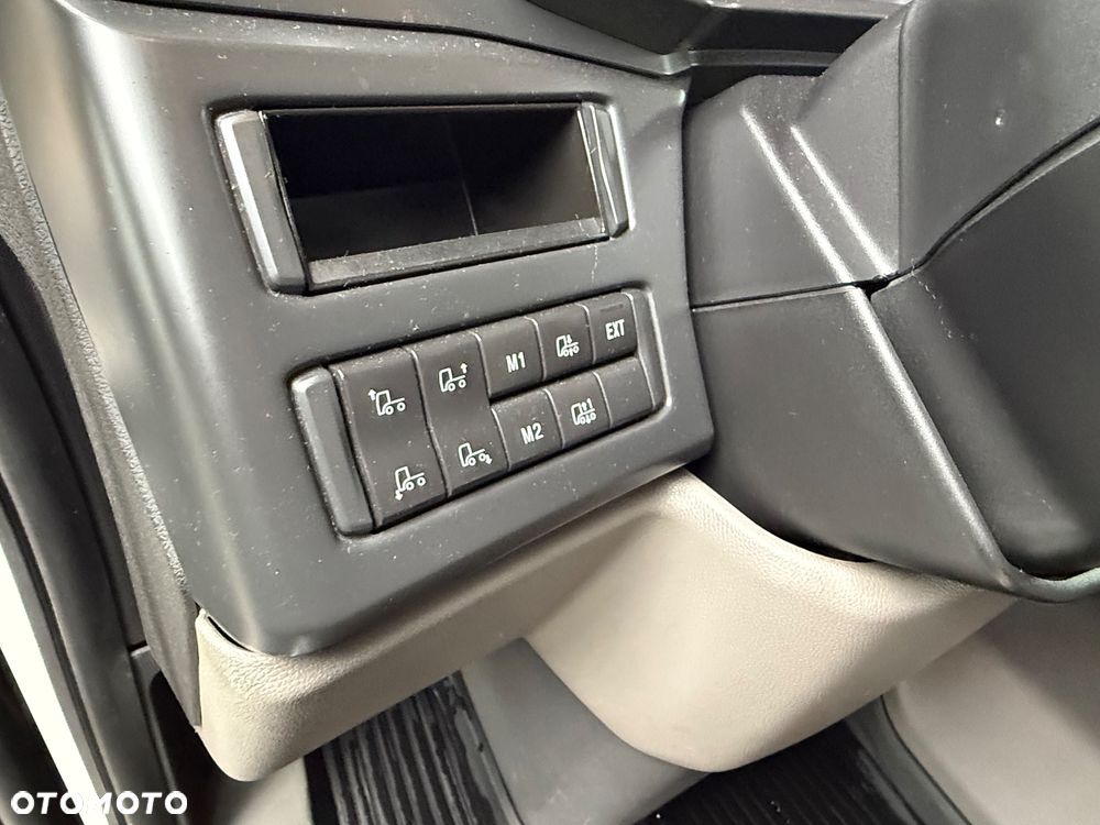 Scania R 500 *FULL LED* P+T PODUCHY* ALUSY* 315/70 NOWE MICHELIN* 2 BAKI* KLIMA POSTOJOWA* LODÓWKA* NAVI* NOWY TYP SILNIKA* Z Francji - 17