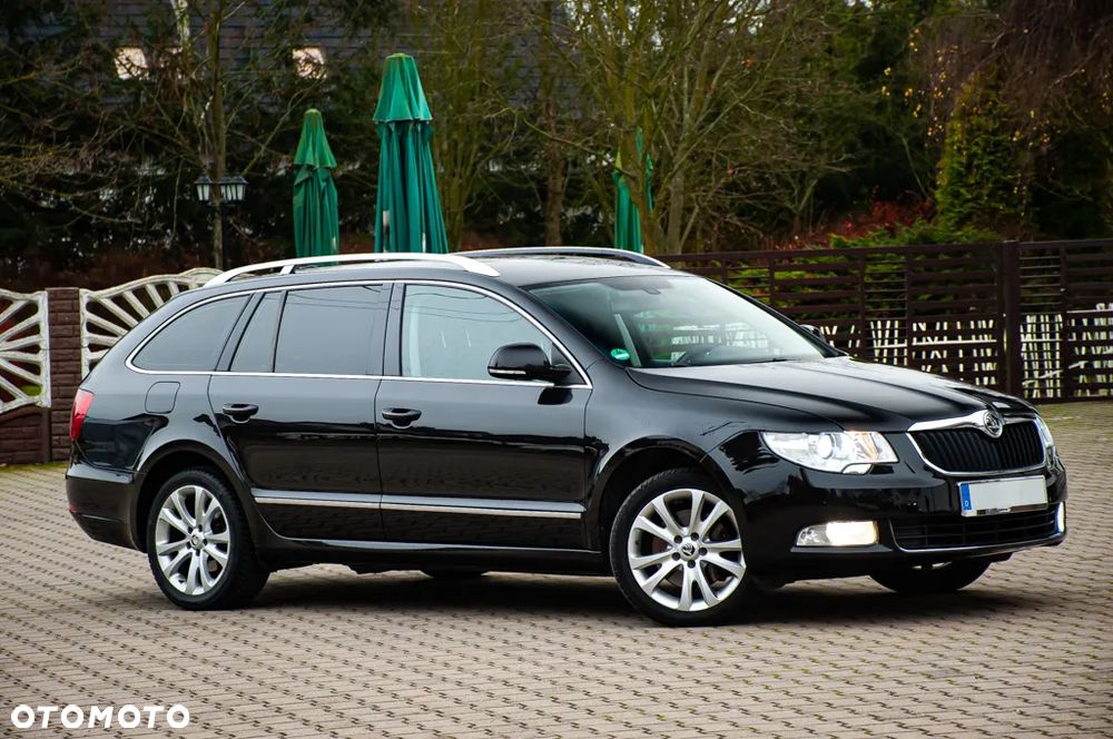 Skoda Superb 2.0 TDI DSG Exclusive - 16