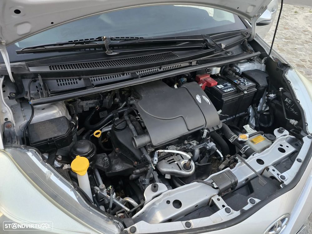 Toyota Yaris 1.0 VVT-i Comfort+P.Style - 30