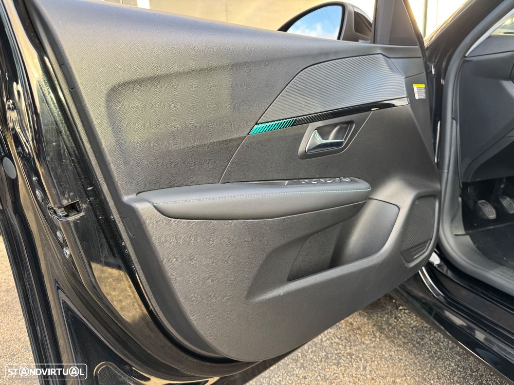 Peugeot 208 1.2 PureTech Allure Pack - 21