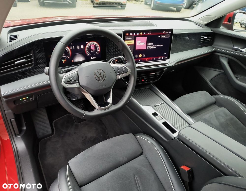 Volkswagen Passat - 13