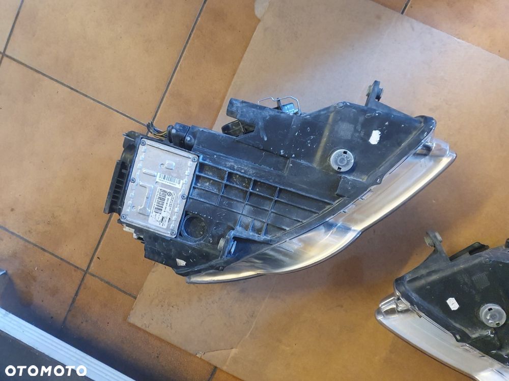 REFLEKTOR L/P VW PASSAT B6 BI XENON - 11
