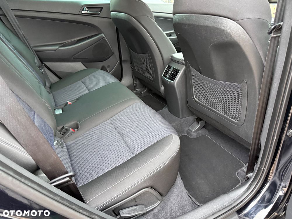 Hyundai Tucson blue 1.6 GDi 2WD Navi - 32