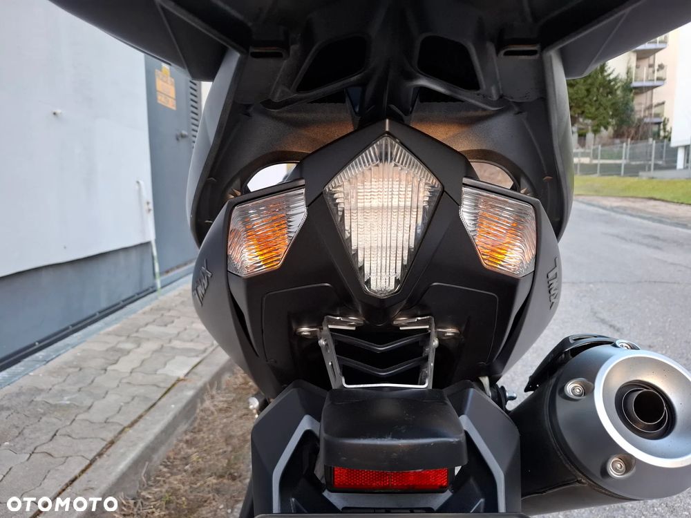 Yamaha Tmax - 21
