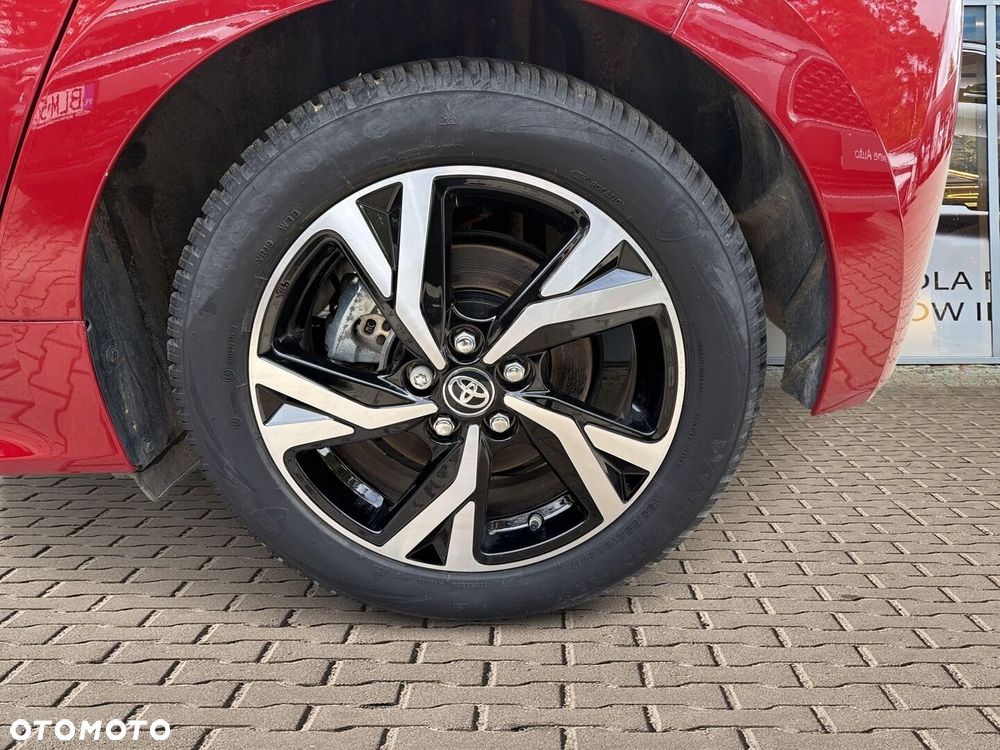 Toyota Yaris Hybrid 1.5 Style - 24