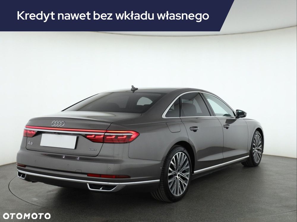 Audi A8 - 7