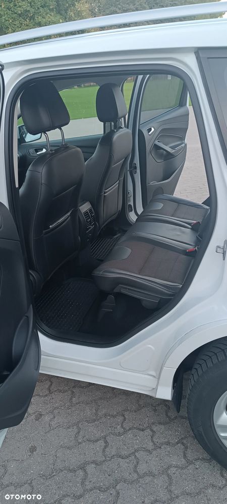 Ford Kuga 2.0 TDCi Individual FWD - 12