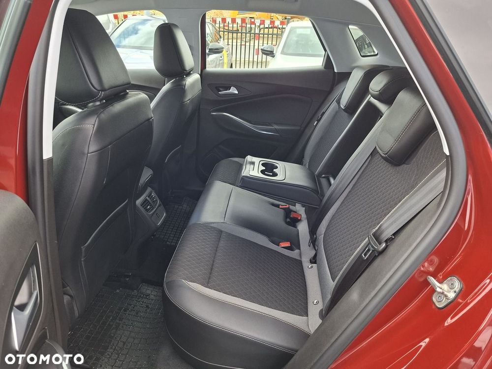 Opel Grandland X - 12