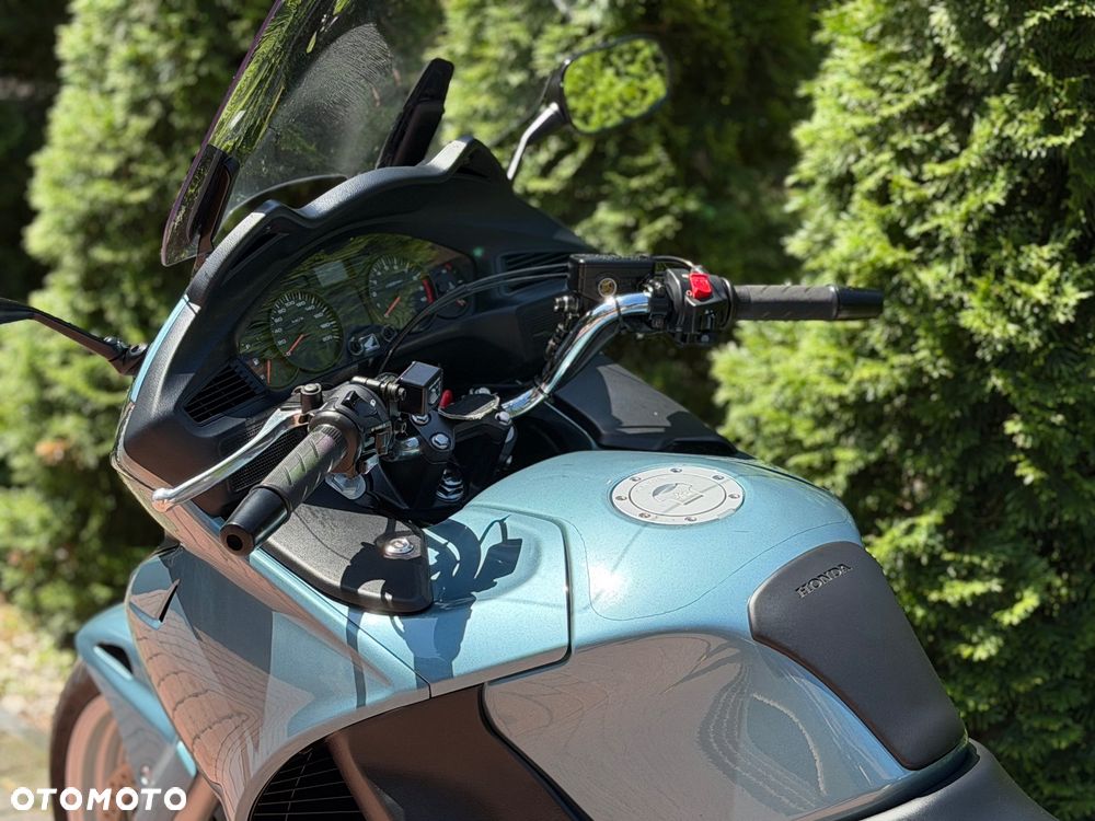 Honda NT - 15