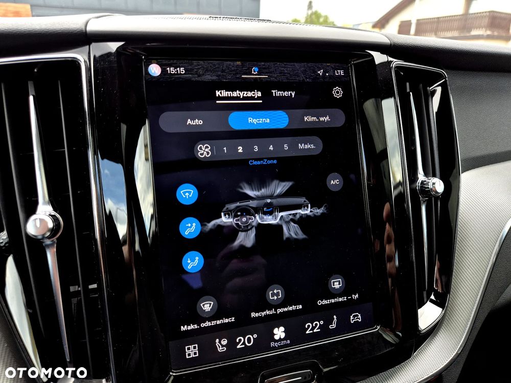 Volvo XC 60 T6 Plug-In Hybrid AWD Plus Dark - 18