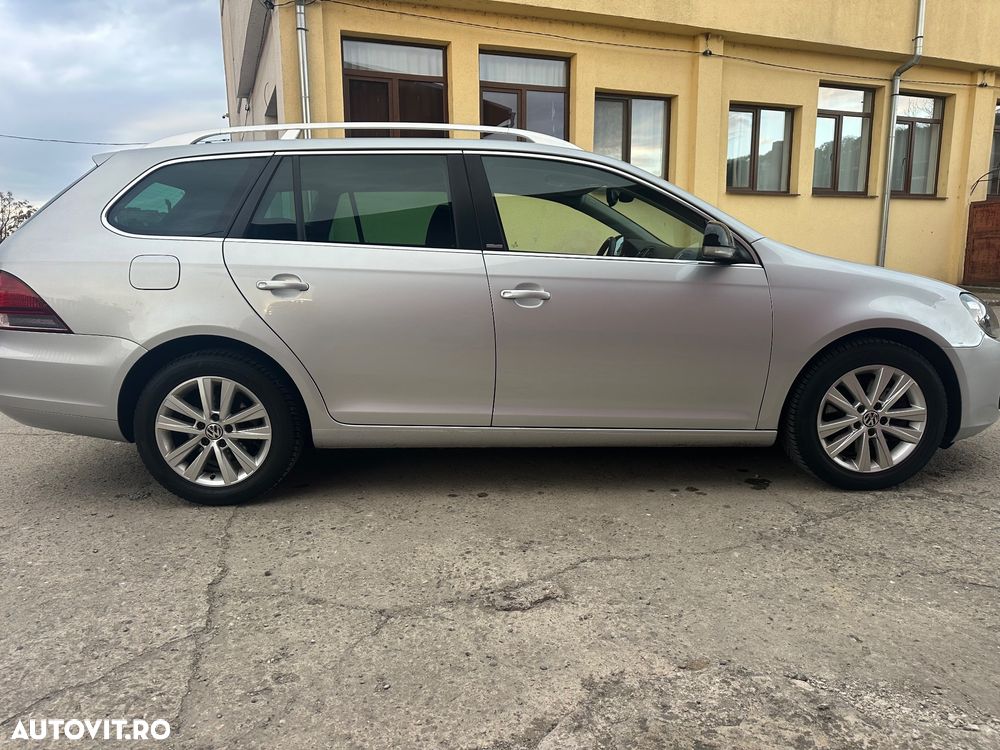 Volkswagen Golf 2.0 TDI DPF MATCH - 8