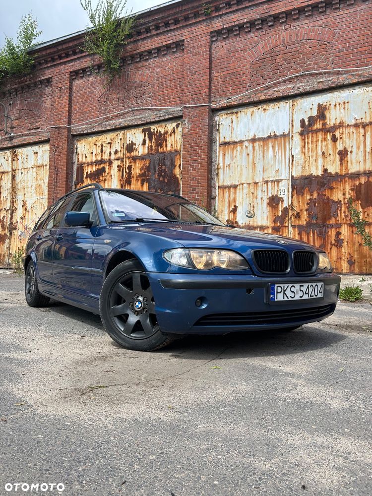 BMW Seria 3 318i - 1