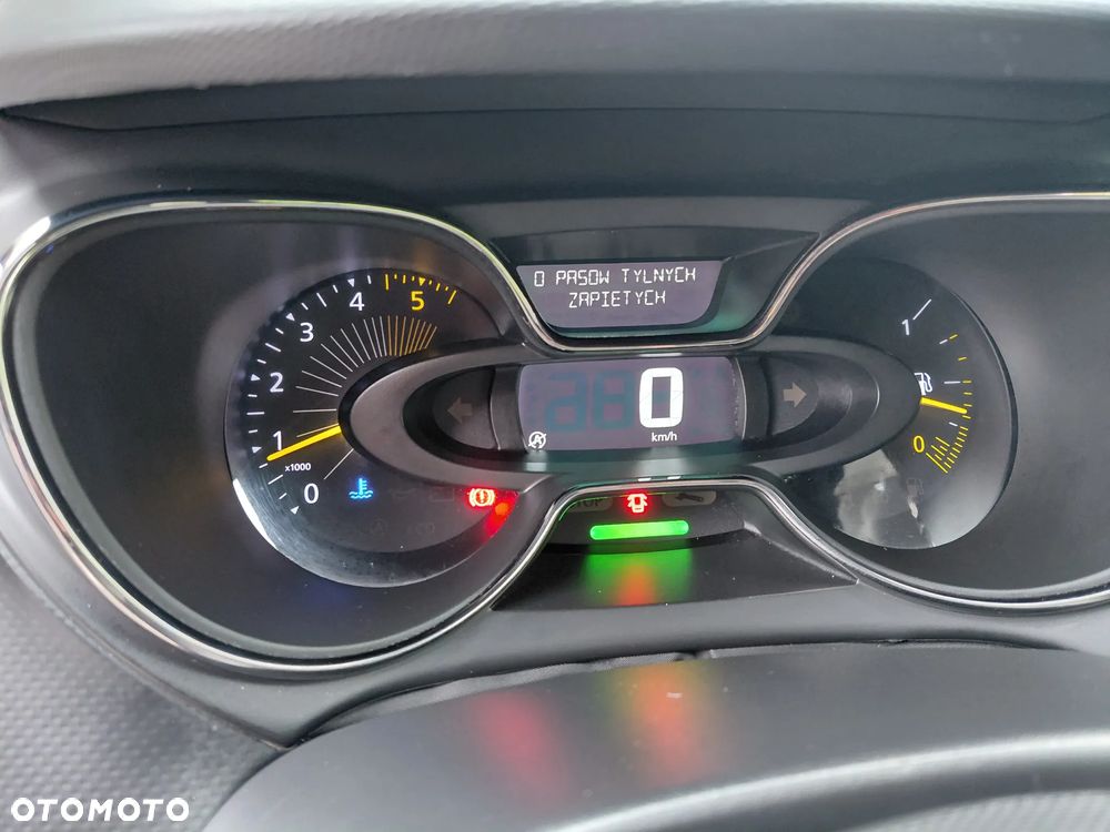 Renault Captur - 16