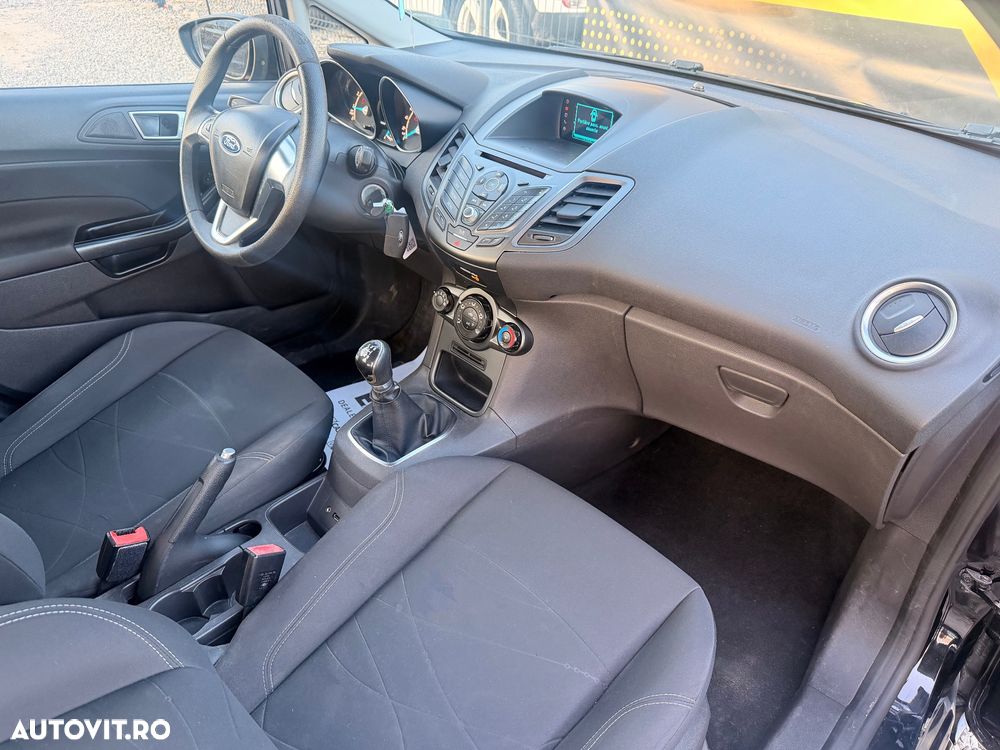 Ford Fiesta - 6