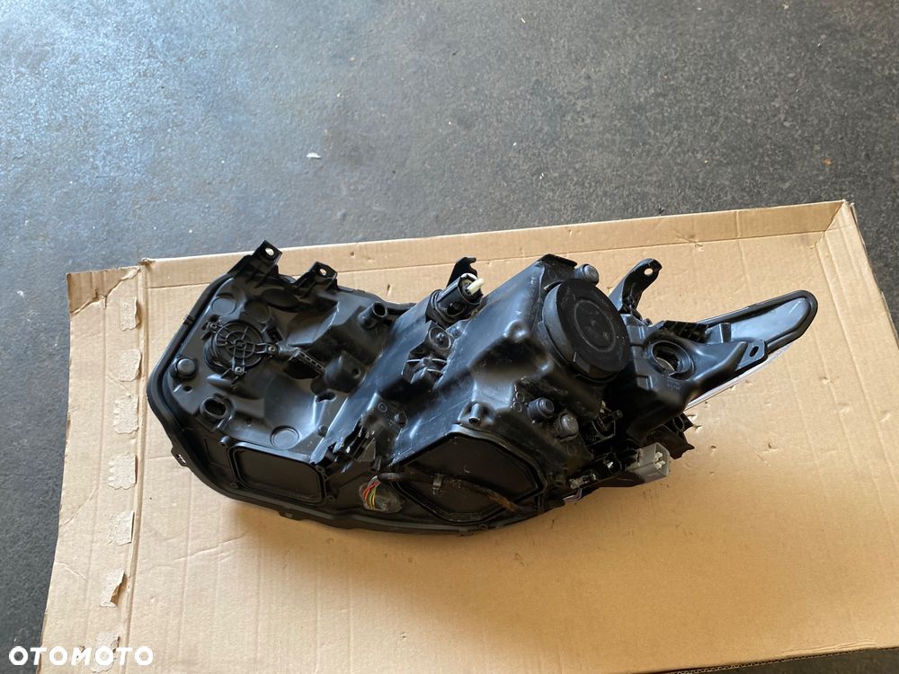 TOYOTA AURIS 2 II lift E18 FULL LED LAMPA PRZEDNIA PRAWA REFLEKTOR PRZEDNI PRAWY PRZÓD EUROPA 81110-02K60 - 9