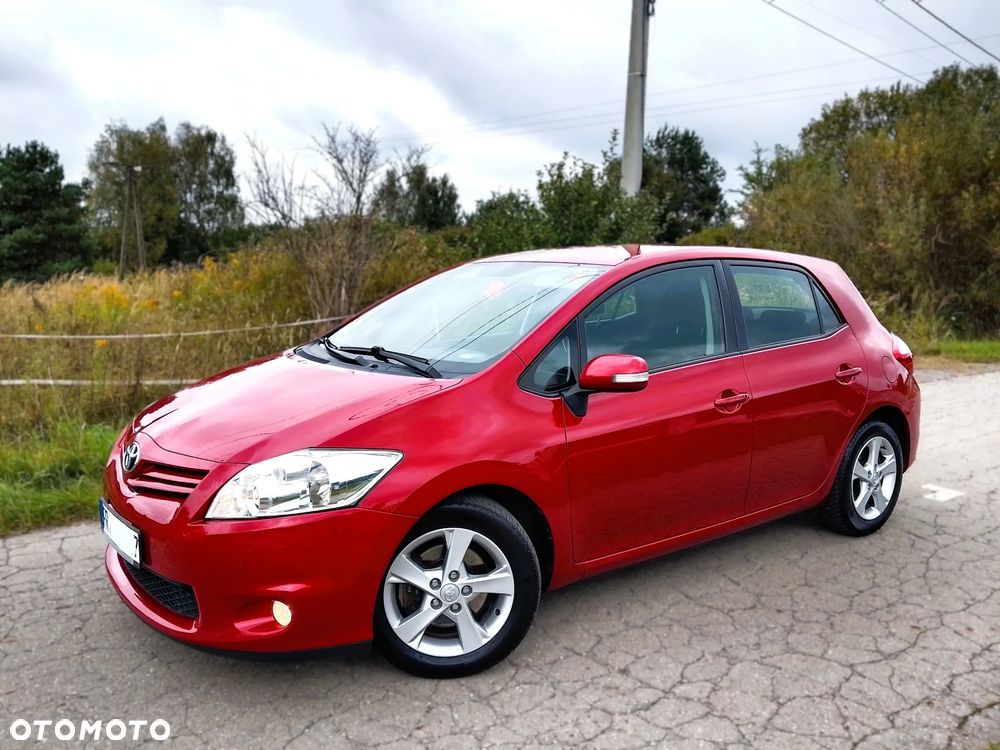 Toyota Auris - 2