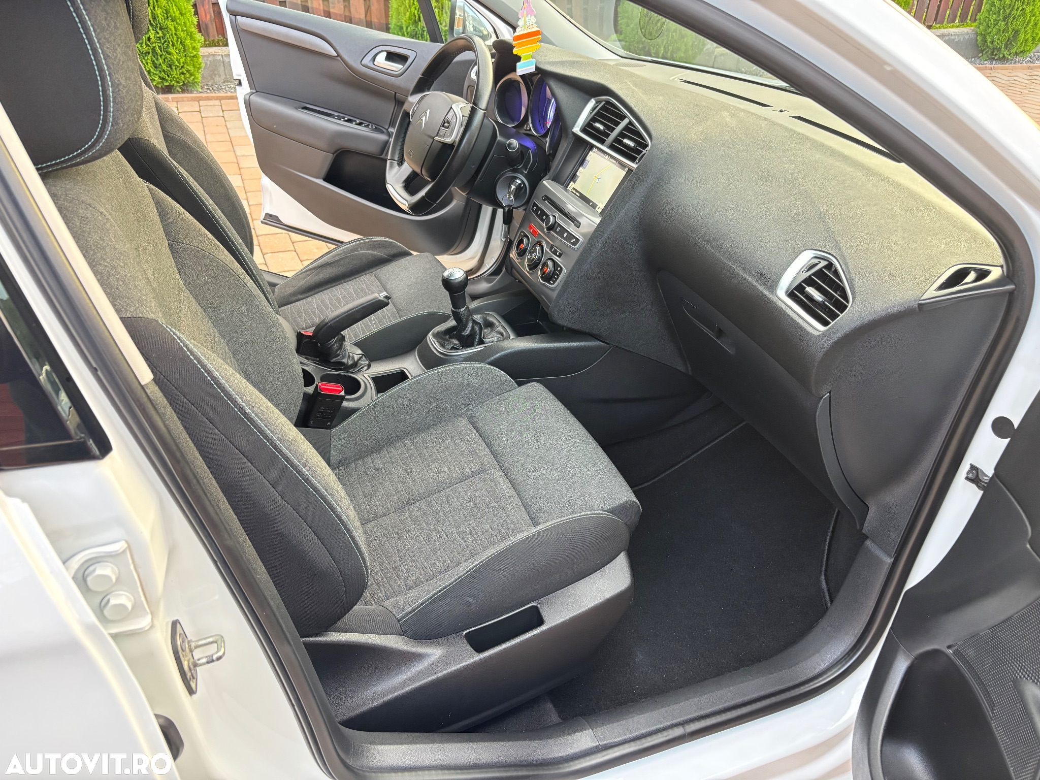 Citroën C4 PureTech 110 Selection - 8
