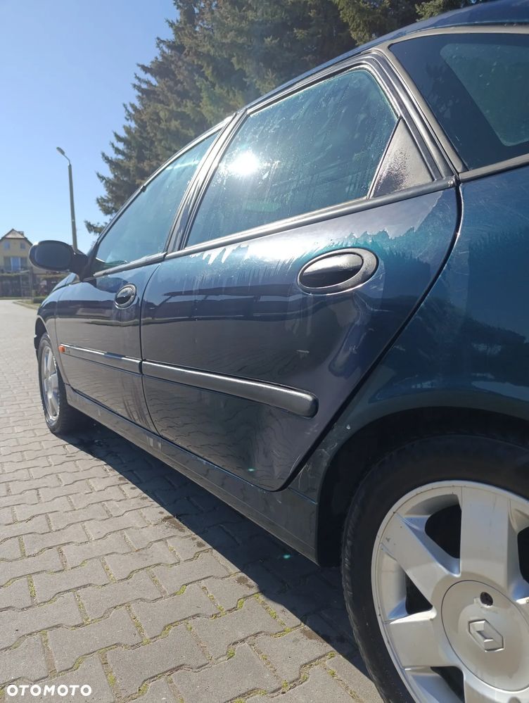 Renault Laguna - 6