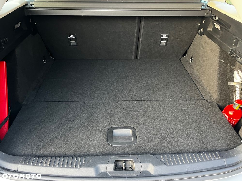 Ford Focus 1.0 EcoBoost Titanium - 12